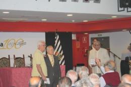 Acto de reconocimiento a los legendarios jugadores del Club